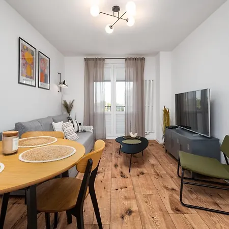 Kasprowicza 15 By Homeprime *